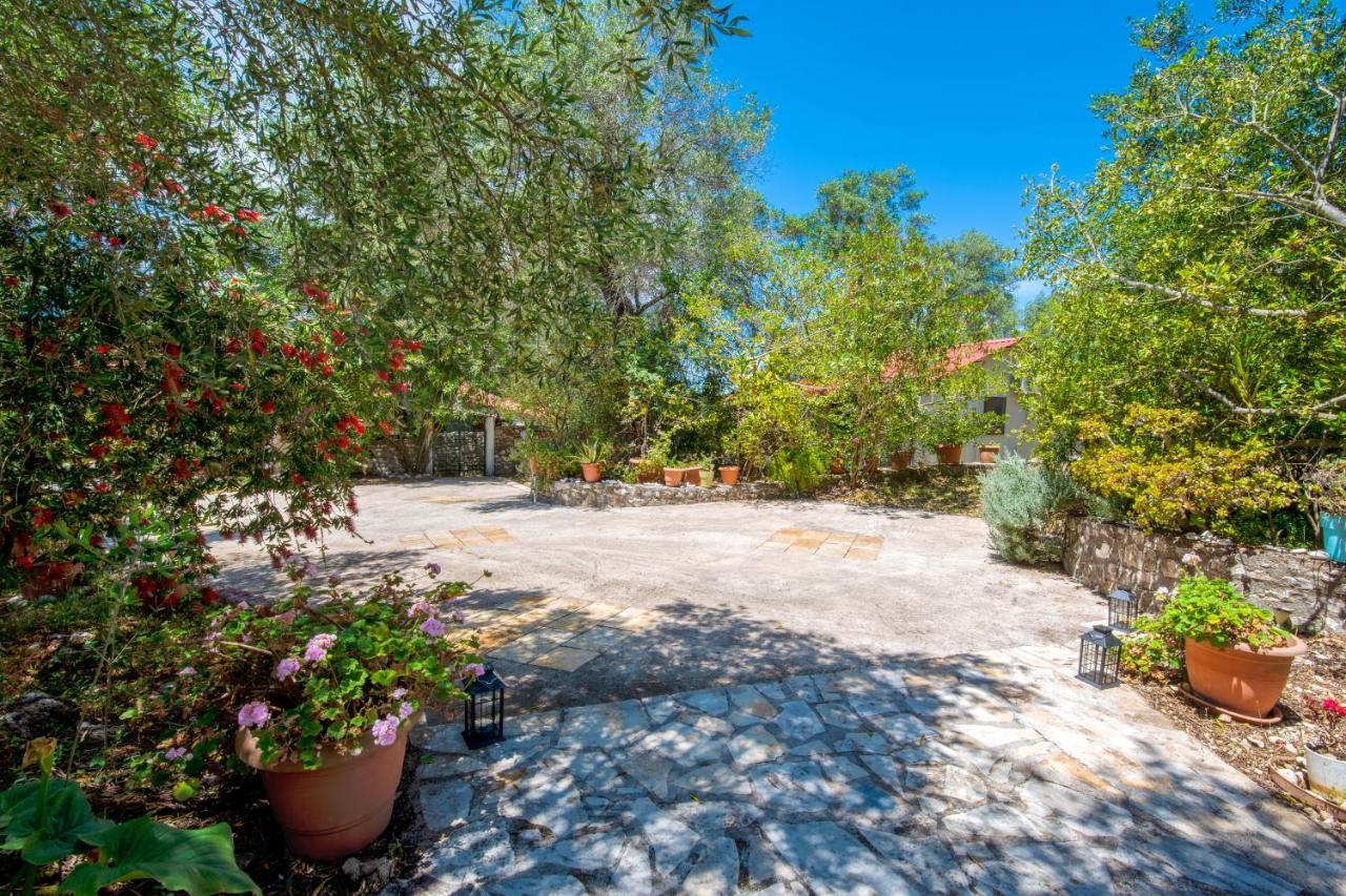 Agrielia Villa Gaios Bagian luar foto