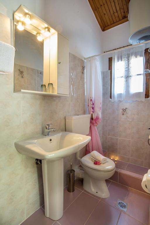 Agrielia Villa Gaios Bagian luar foto